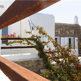 5 Bedroom Villa with Infinity Pool near Super Paradise Beach on Mykonos, Sleeps 10
